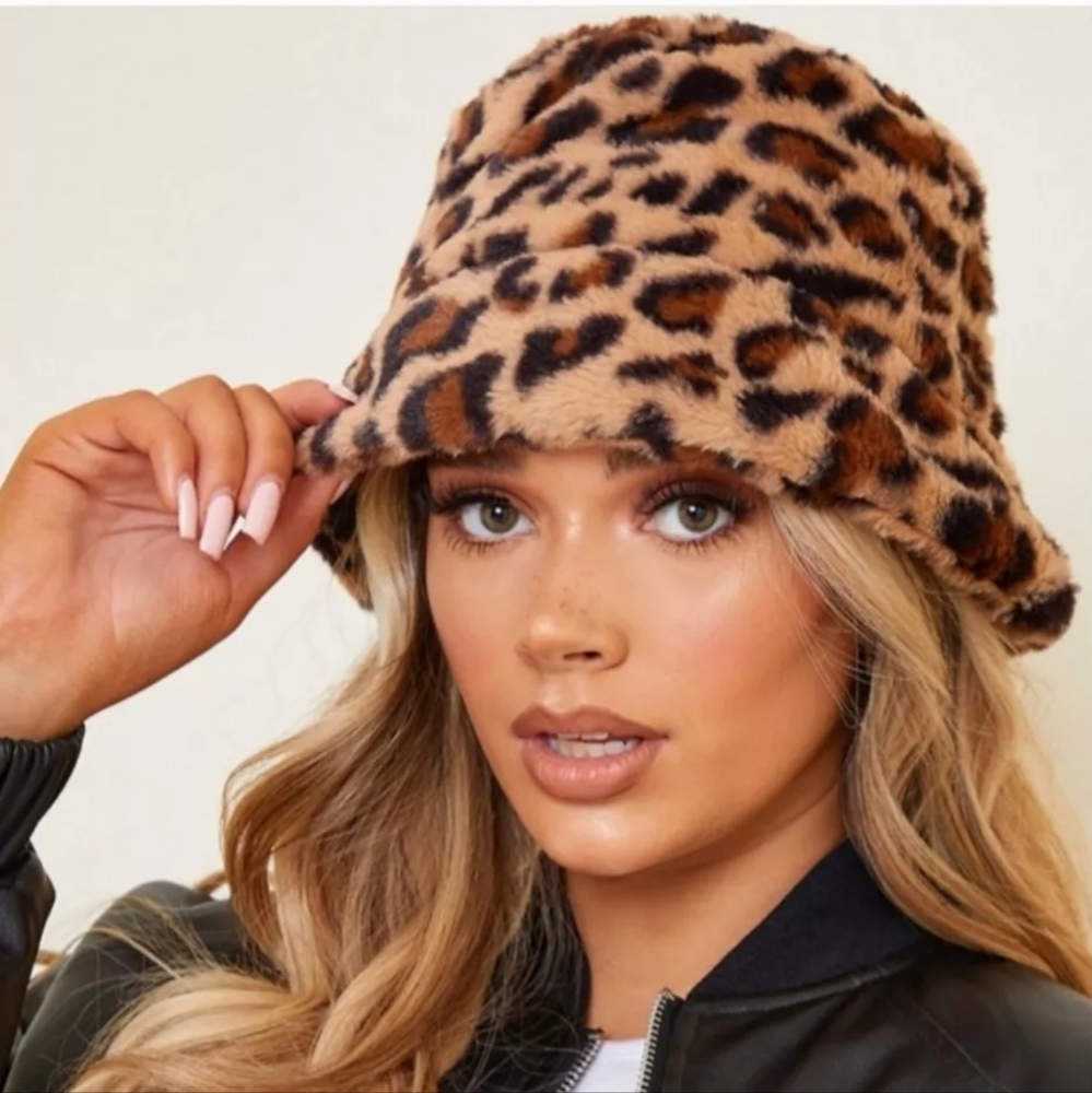 Fur Bucket Hat Leopard Furry Animal Print Hat Women Winter Cozy Bucket Hat